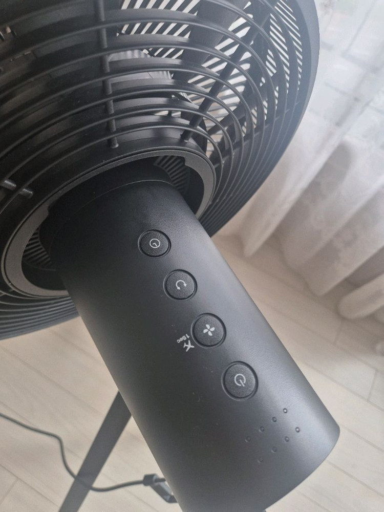 발뮤다 그린팬 스튜디오 선풍기 최신형 팝니다. 이미지