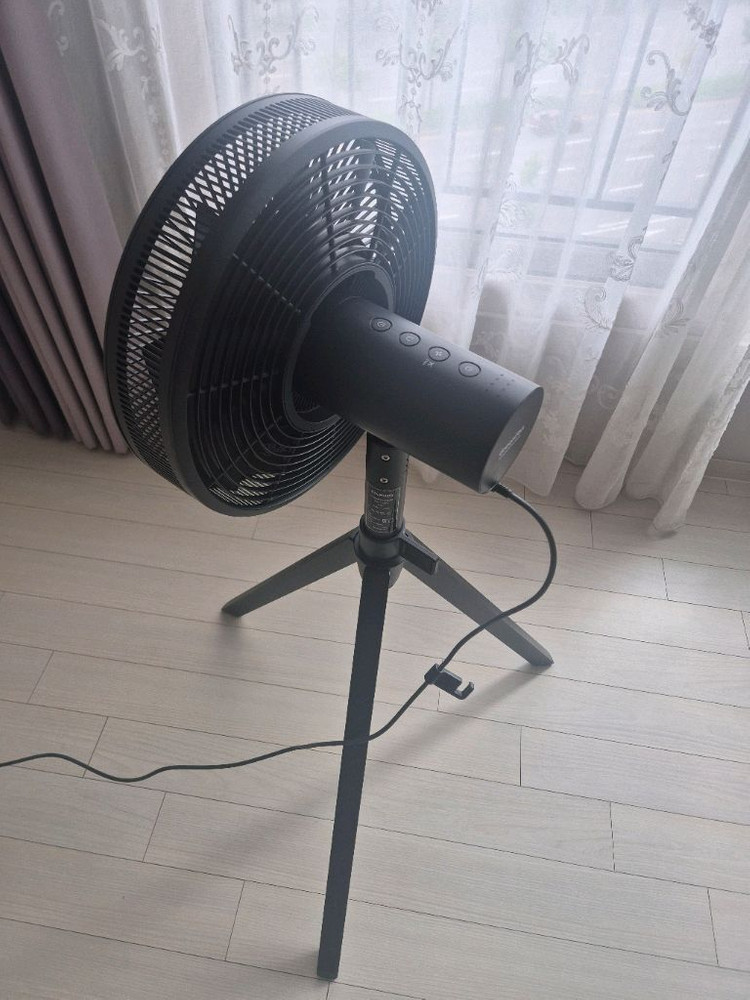 발뮤다 그린팬 스튜디오 선풍기 최신형 팝니다. 이미지