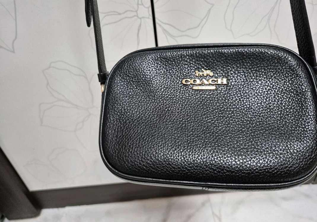 [정품]코치 가죽 미니 카메라 크로스백--1