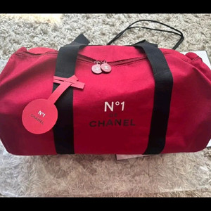 새제품)샤넬 레드 보스톤백(볼링백)