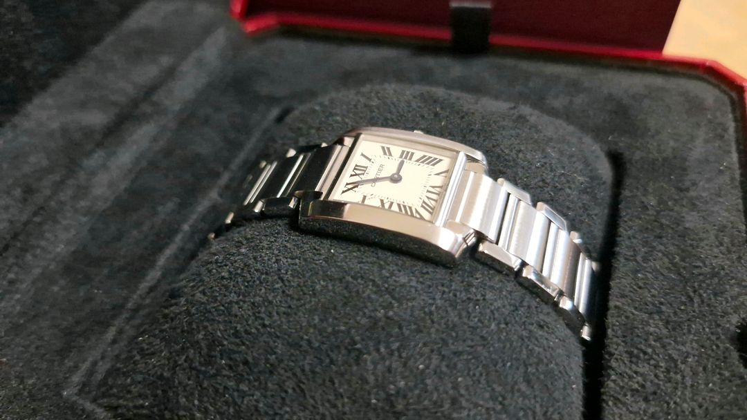 까르띠에 탱크 프랑세즈 스몰(W51008Q3) 이미지