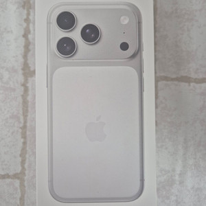 아이폰 17프로 프로맥스 단순개봉 미개봉 비싸게 삽니다 ! 이미지