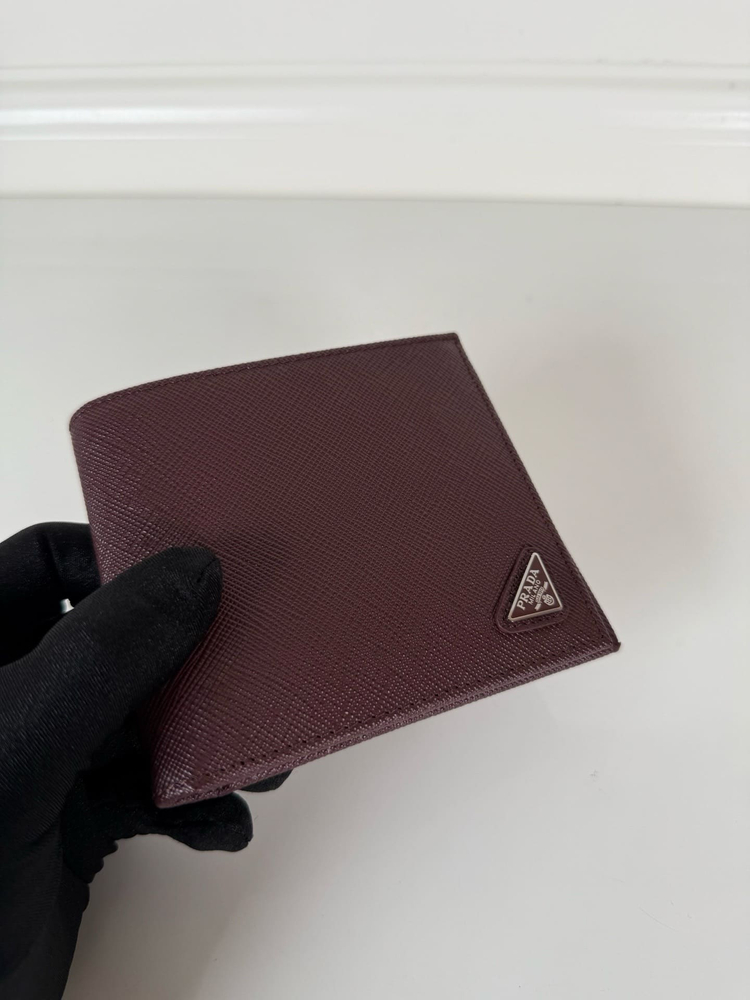 프라다 남성용 사피아노 가죽 반지갑 로소 이미지