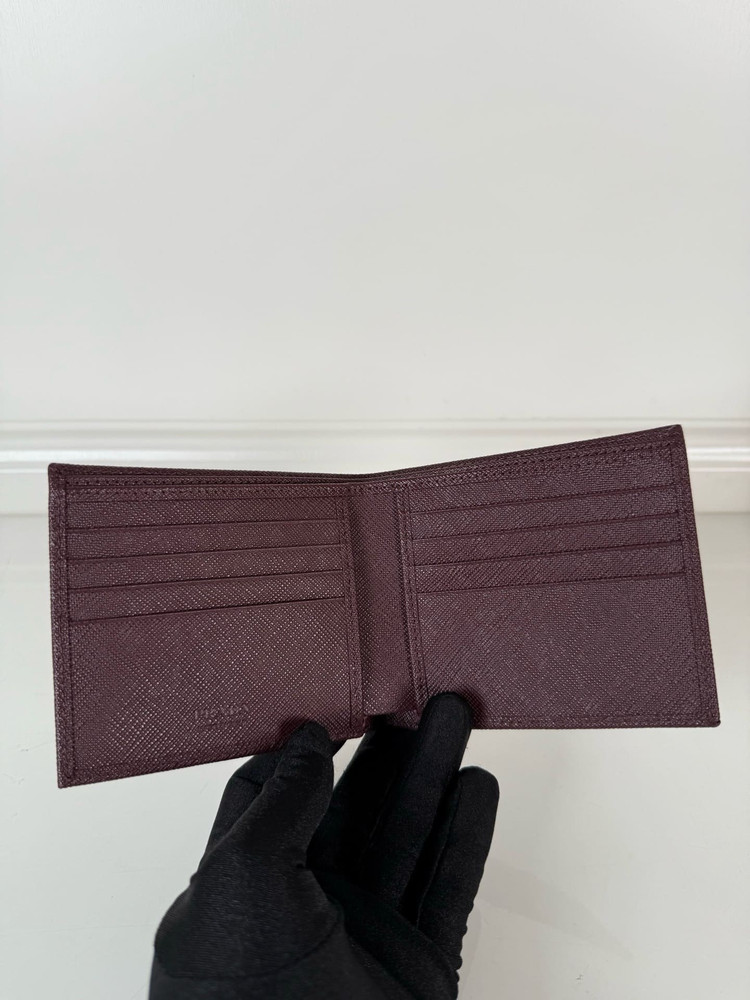 프라다 남성용 사피아노 가죽 반지갑 로소 이미지