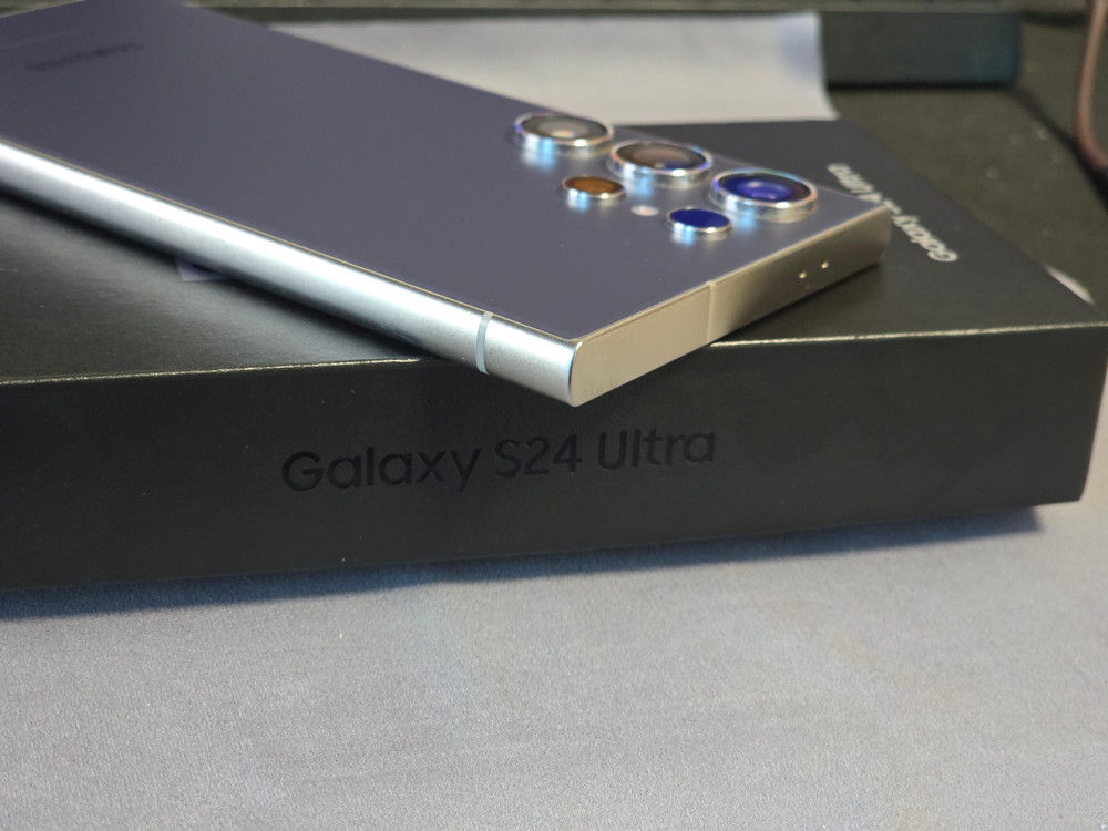 갤럭시 S24울트라 256기가 판매--6