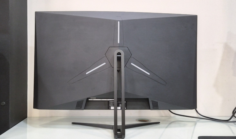 한성 게이밍모니터 32인치 보스몬스터 NO.7 WQHD 커브드 144 이미지