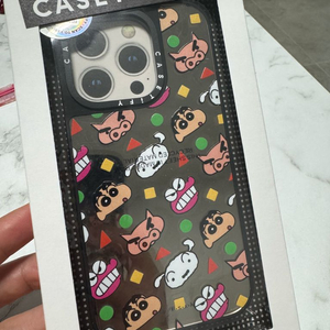 아이폰 15프로 케이스티파이 짱구 한정판 판매합니다 (미개봉) 이미지