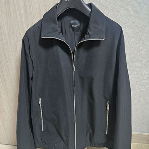 띠어리옴므 나일론 자켓 블랙 L 팝니다 점퍼 블루종