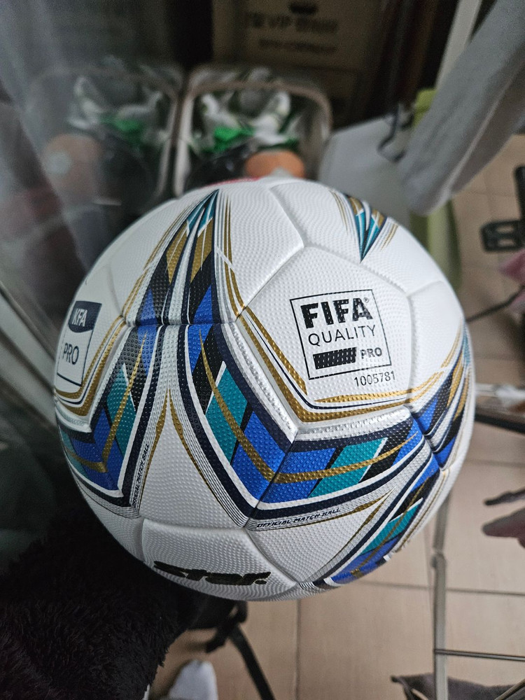 경기용 축구공 star FIFA공인구 이미지