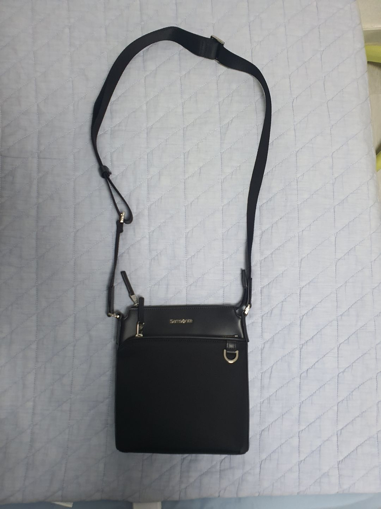 샘소나이트 Deon HU209002 크로스백 팝니다. 이미지