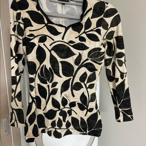 저스트까발리 탑