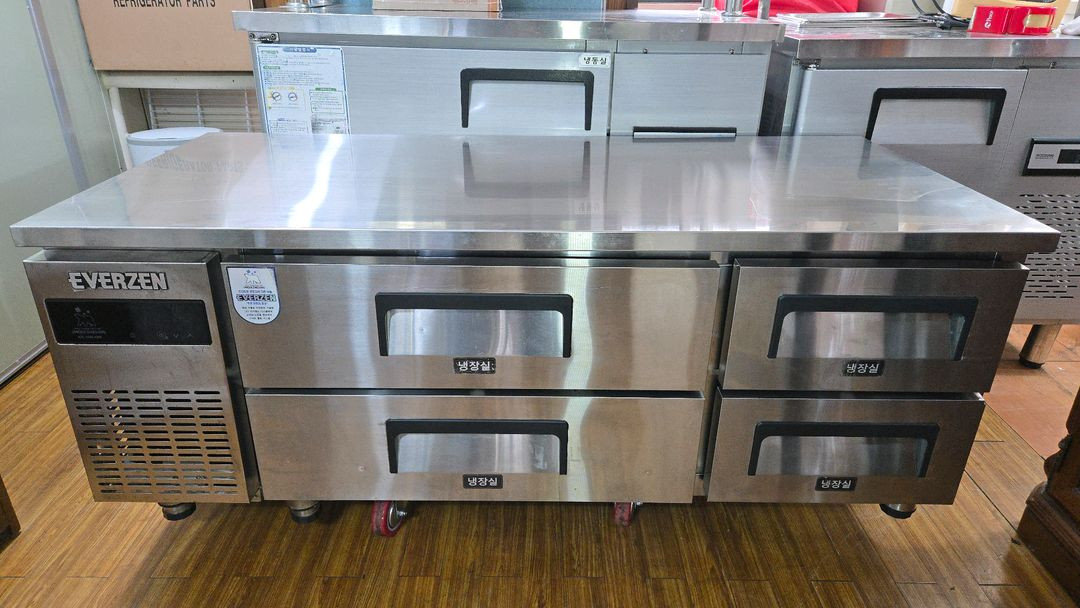 낮은 테이블냉장고+간택기 간냉식 이미지