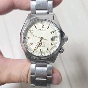 [최종가] 세이코 scvf007/4s15-6000 레드알피니스트 크림다이얼 팝니다.