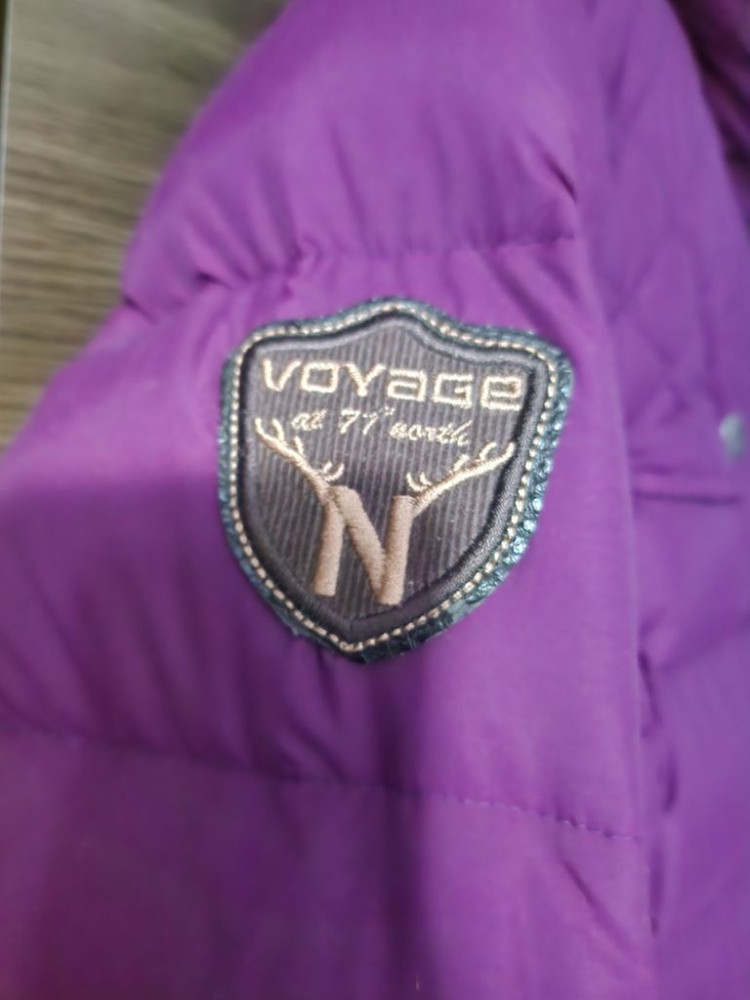 새거 노스케이프 양털 트리밍 다운자켓 노스케이프 점퍼 이미지