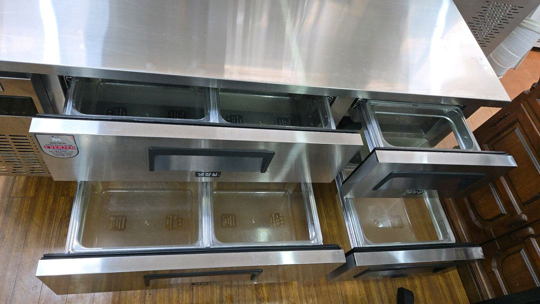 낮은 테이블냉장고+간택기 간냉식 이미지