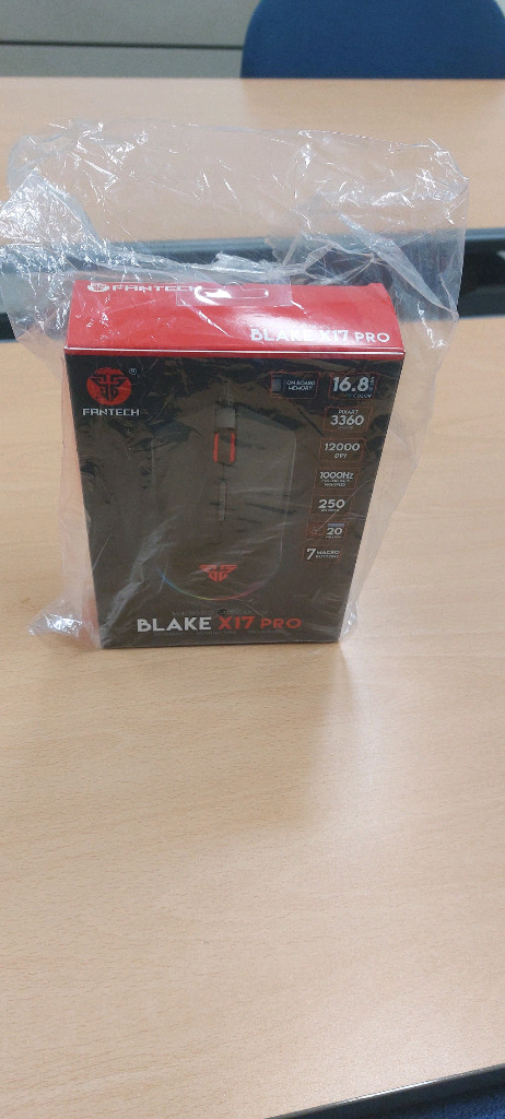 Fantech Blake X17 Pro Macro RGB 게이밍 마우스 새 제품--2