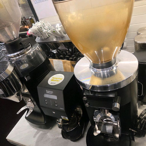 말코닉e65s gbw 이미지