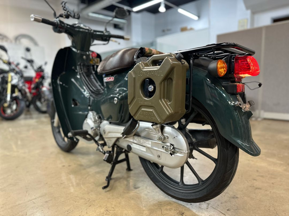 혼다 슈퍼커브110 21년 그린 공장 도색 c125 휠 튜닝 이미지