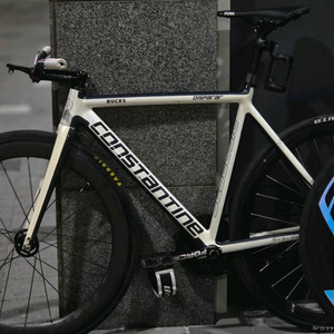 콘스탄틴 디스페랄 22년식 차대등록 이미지