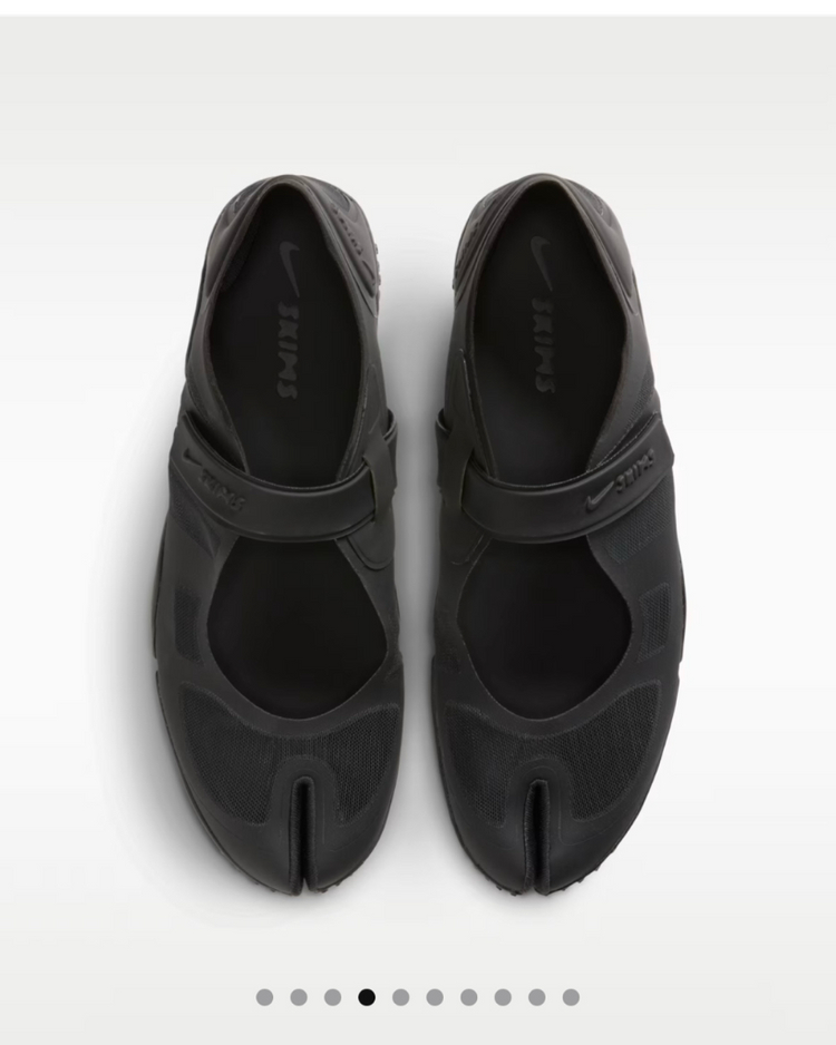 나이키스킴스 리프트 메쉬 245 (240추천)--1