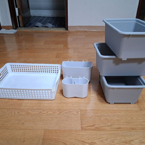 수납 바구리등 여러가지 있습니다 새거입니다 필요하신 분들은 편하게 보세요 전체세트 5000원