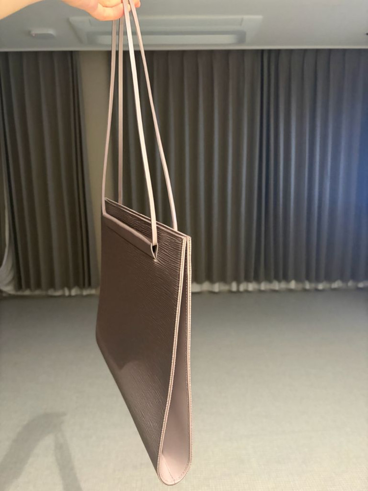 정품 루이비통 에삐 이미지