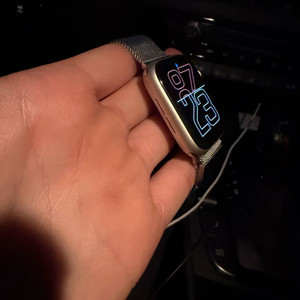 애플워치se3 44mm 스타라이트 이미지