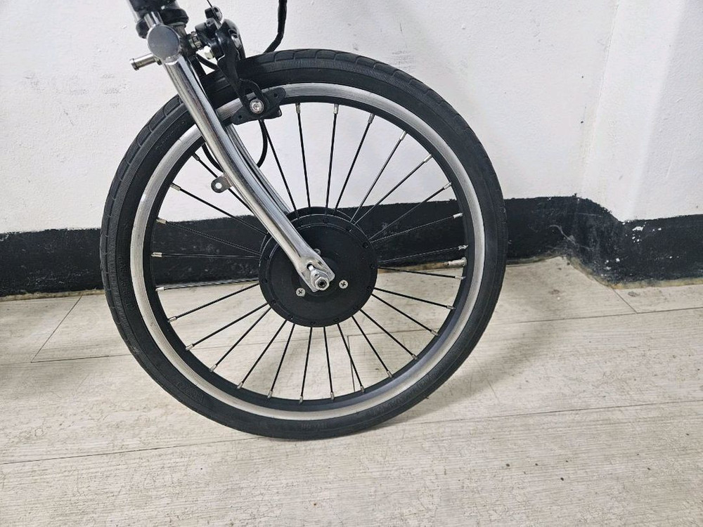 유사브롬톤 전기자전거--3