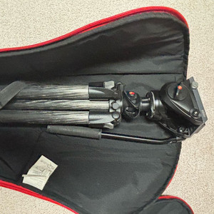 맨프로토 MT055CXPRO3 풀카본 카메라 삼각대 + 전용 케이스 세트 이미지