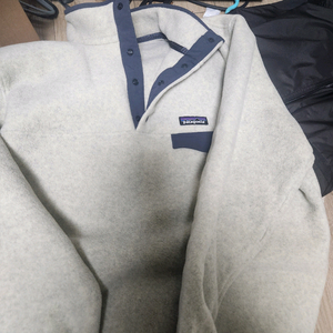 정품 파타고니아 신칠라 L