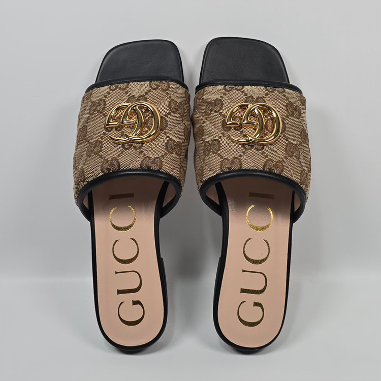 구찌 GG 캔버스 슬라이드 샌들 (225) 이미지