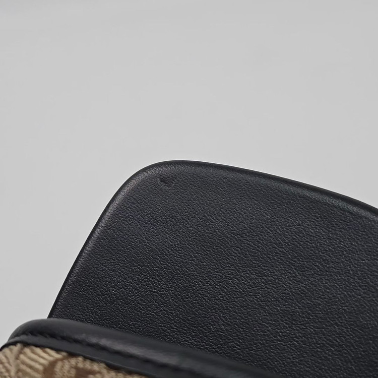 구찌 GG 캔버스 슬라이드 샌들 (225) 이미지