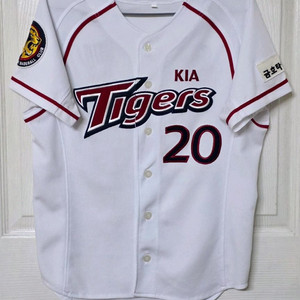 [90] 기아타이거즈 홈 유니폼(윤석민) 이미지