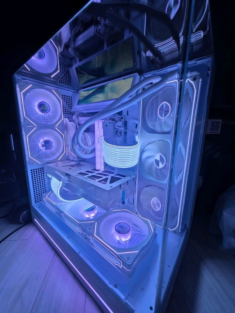 9800X3D.RTX5080 신품 본체(커스텀Pc) 이미지