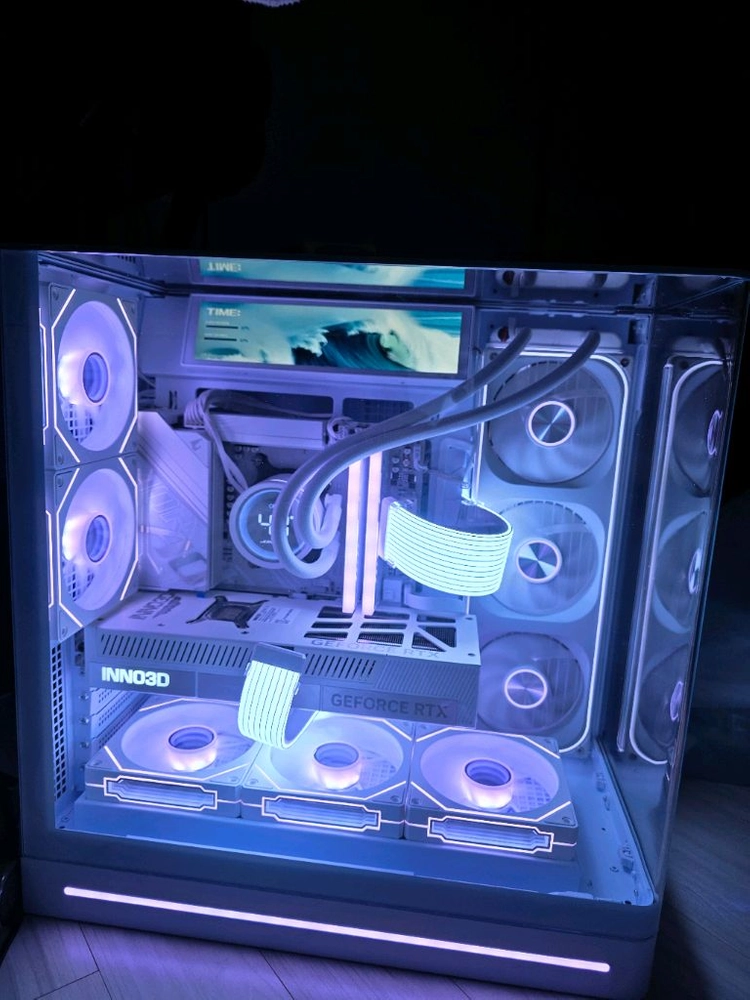 9800X3D.RTX5080 신품 본체(커스텀Pc) 이미지