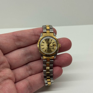 오리엔트 여성용 콤비시계 이미지