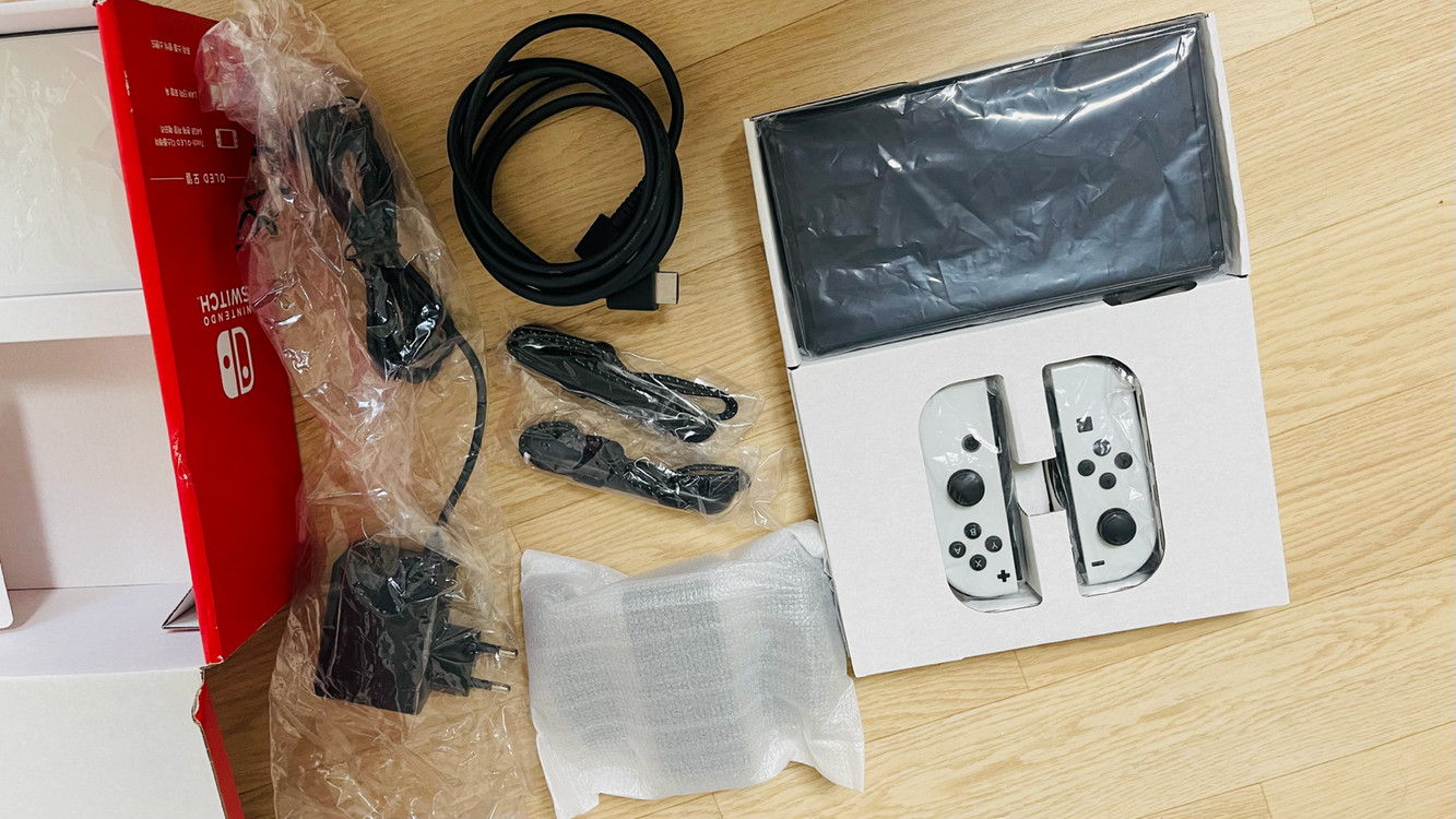 닌텐도 스위치 OLED (구성품 미사용) 풀박스--1