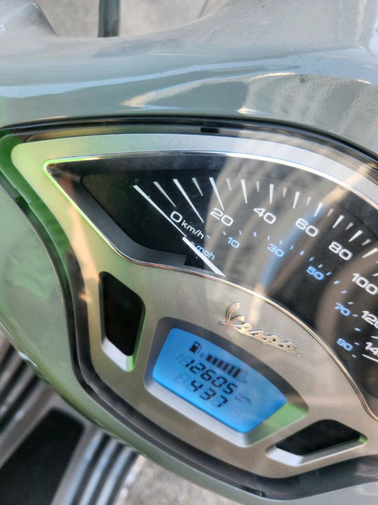 2023년식 베스파 프리마베라 아비오그레이--4