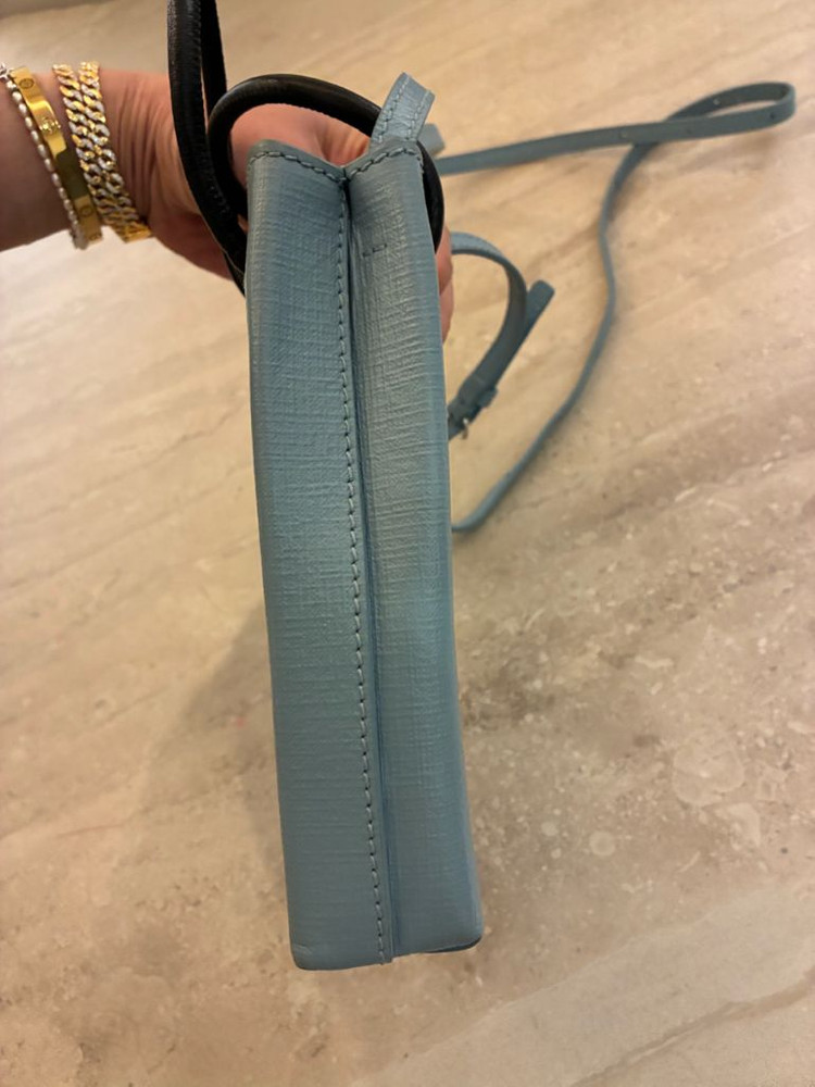 발렌시아가 크로스백 정품 이미지