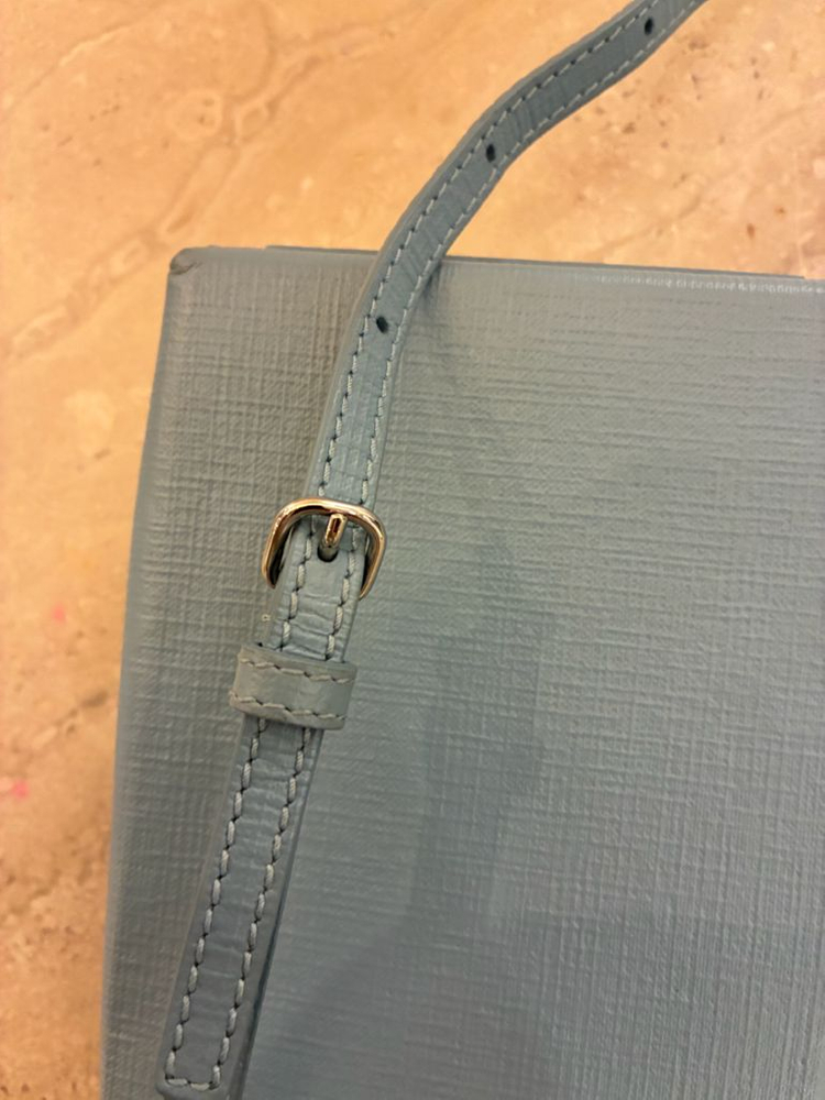 발렌시아가 크로스백 정품 이미지