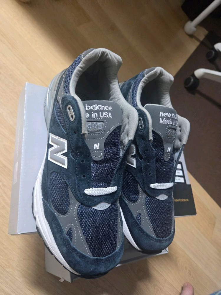 뉴발란스 993 네이비 260 사이즈 이미지