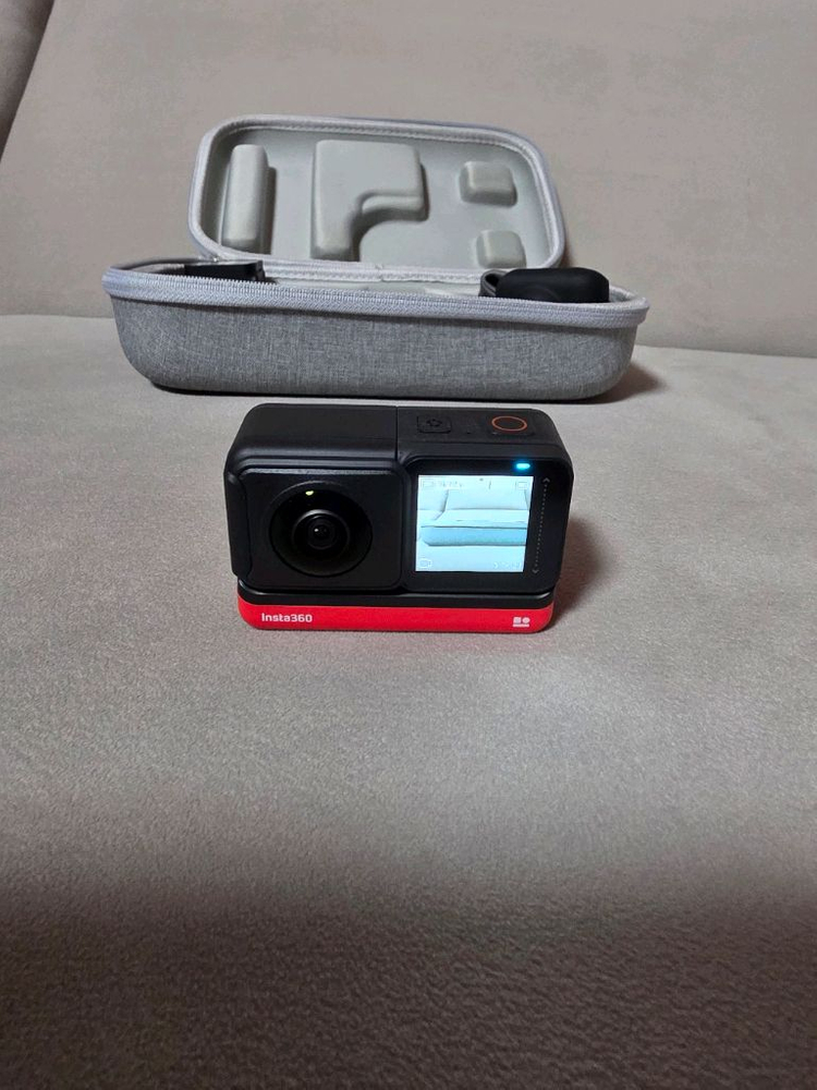 인스타360 ONE R 이미지