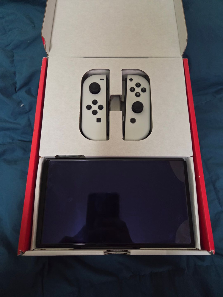 닌텐도 스위치 OLED--2