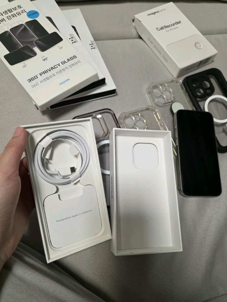 아이폰 15프로 512 풀박S급, 강화유리5장, 방수케이스, 녹음기--6
