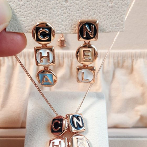 샤 목걸이 귀걸이 세트 로골 드롭 로고 귀걸이 로고목걸이 (새상품)