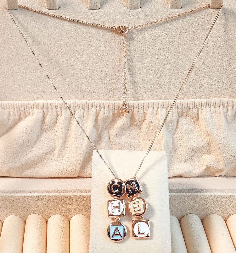 샤 목걸이 귀걸이 세트 로골 드롭 로고 귀걸이 로고목걸이 (새상품)--1