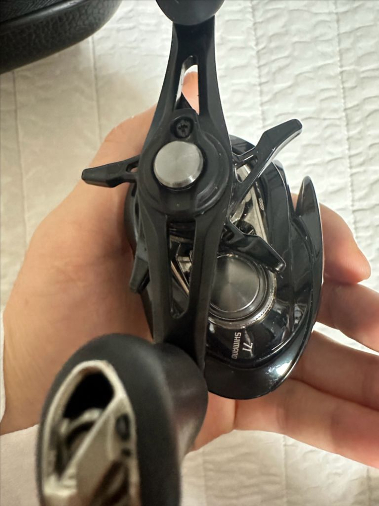 시마노 24메타늄dc 6,7점대 팝니다 이미지