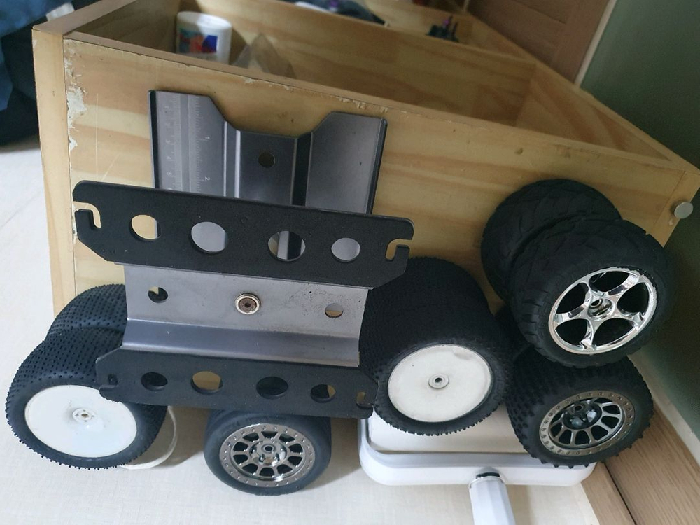 트랙사스 밴딧l 하비윙 모변 트라이얼이나 온로드교환 원합니다 이미지