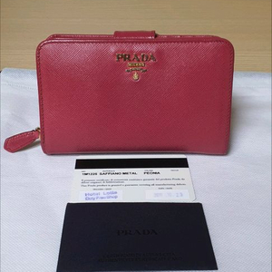 프라다 사피아노 반지갑 핑크 정품A급(보증서O)구찌프라다루이비통디올고야드샤넬셀린느보테가생로랑발렌시아가버버리가방 이미지