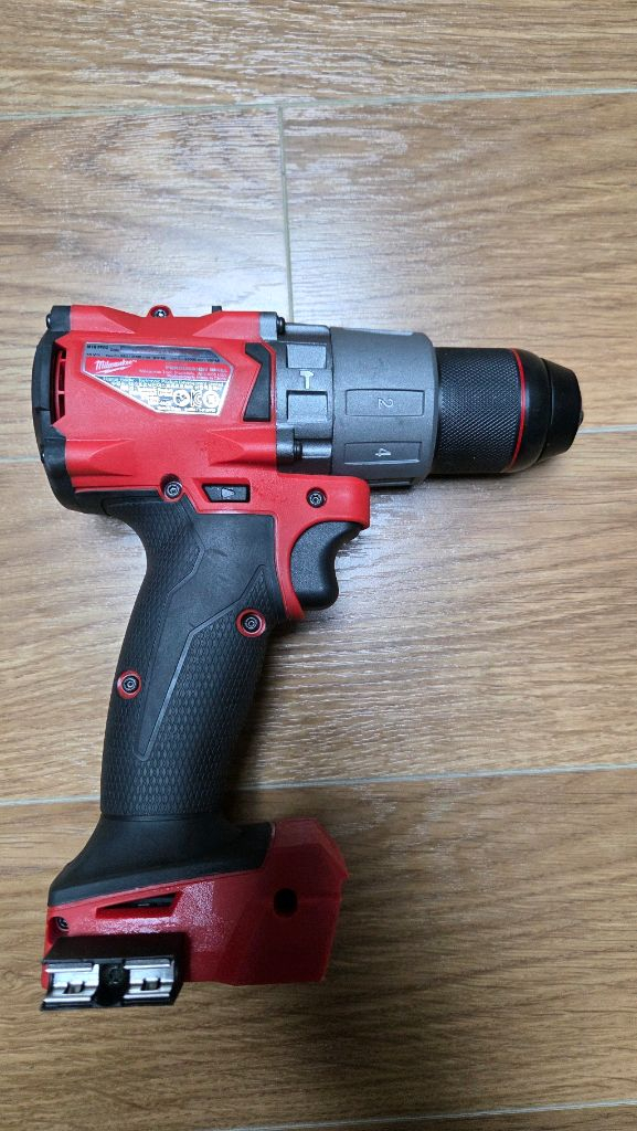 밀워키 M18 FPD2 FUEL 충전 드릴 드라이버--1